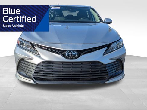 Used 2024 Toyota Camry LE FWD image 11