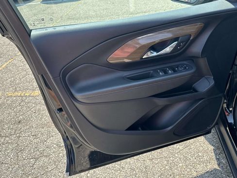 Certified 2021 GMC Terrain SLE w/ LPO, Floor Liner Package AWD/4WD image 17