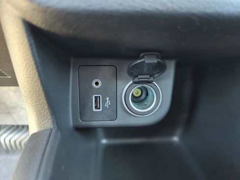 Certified 2022 Nissan Kicks S image 35