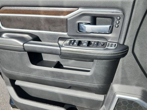 Used 2024 RAM 3500 Laramie image 7