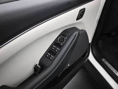 Used 2023 Ford Mustang Mach-E Premium RWD image 11
