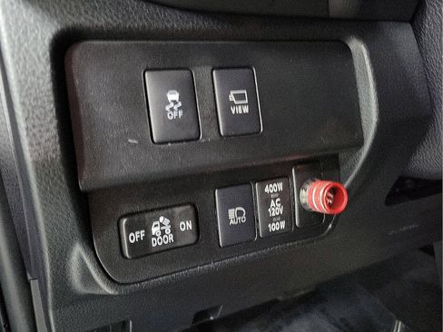 Certified 2023 Toyota Tacoma Limited w/ Nightshade Package image 12