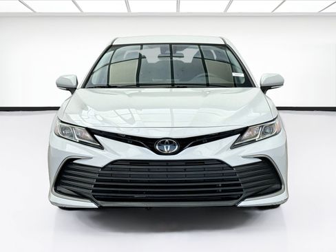 Used 2023 Toyota Camry LE FWD image 2