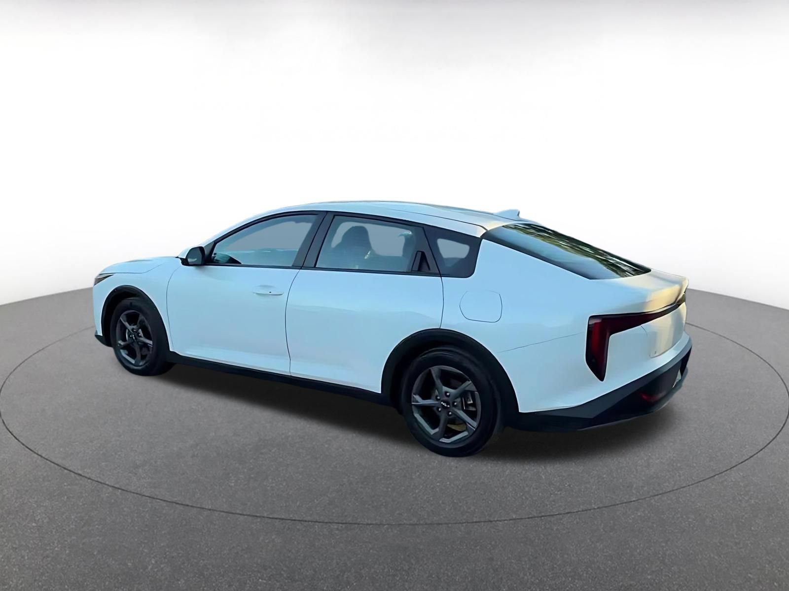 Used 2026 Kia K4 FWD image 8