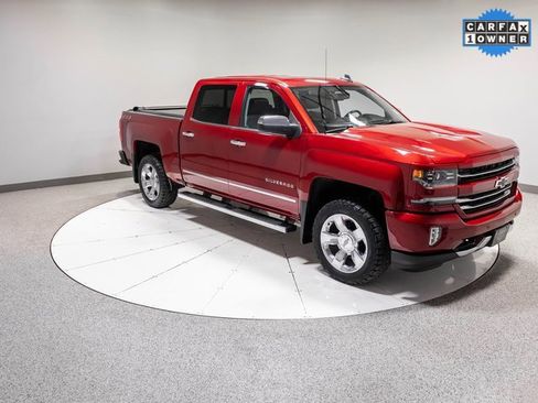 Used 2018 Chevrolet Silverado 1500 LTZ Z71 w/ LTZ Plus Package image 30