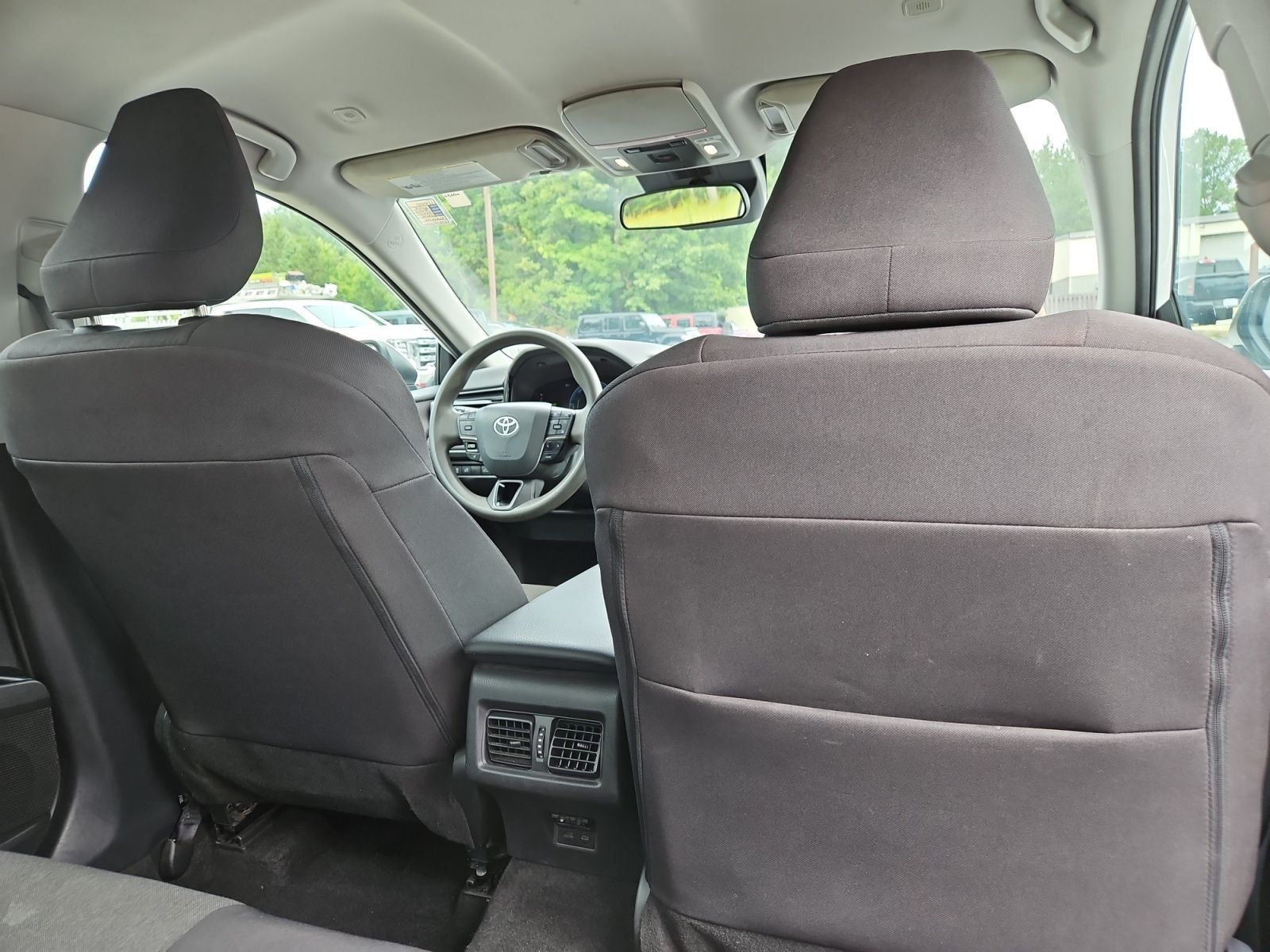 Used 2025 Toyota Camry LE FWD image 18