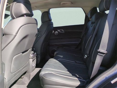 Used 2022 Genesis GV80 2.5T w/ Prestige Package 05 image 14