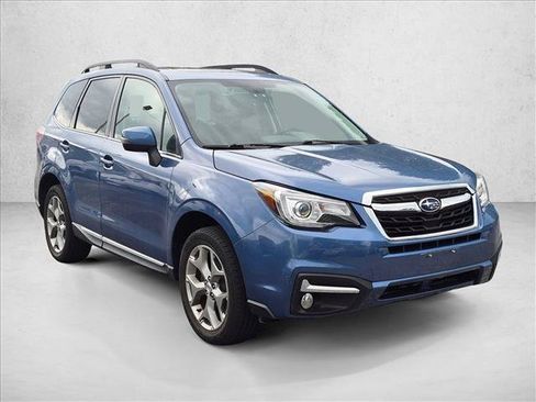 Used 2018 Subaru Forester 2.5i Touring w/ Popular Package #2 AWD/4WD image 2