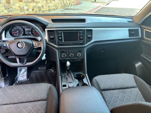 Used 2018 Volkswagen Atlas S image 39