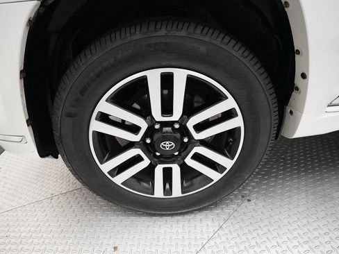 Used 2018 Toyota 4Runner Limited image 28