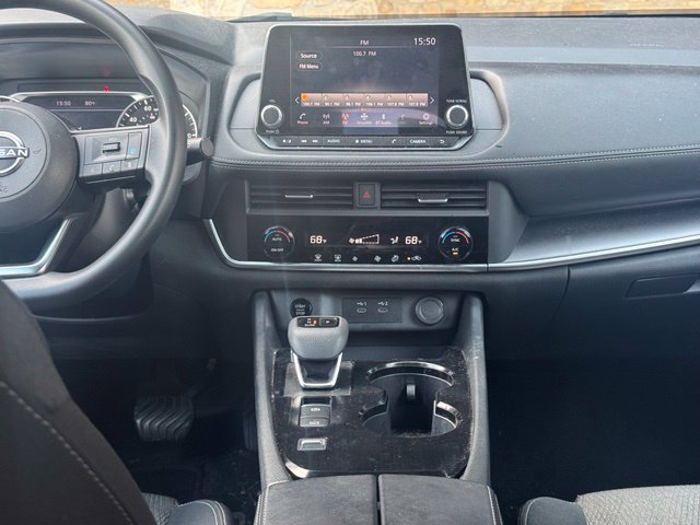 Used 2024 Nissan Rogue SV FWD image 12