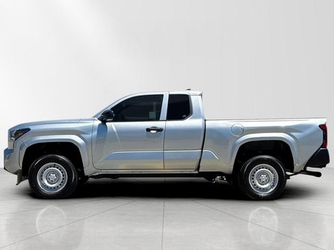 Used 2025 Toyota Tacoma SR RWD image 7