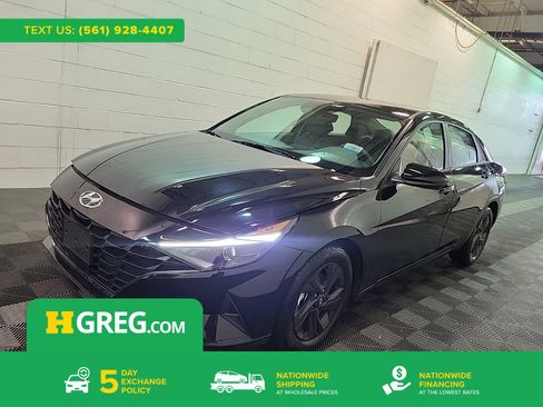 Used 2021 Hyundai Elantra SEL w/ Convenience Package FWD image 1
