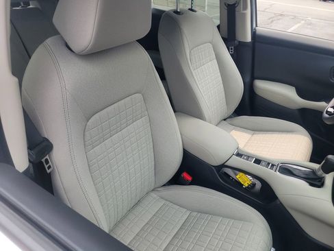 New 2026 Honda HR-V LX image 35