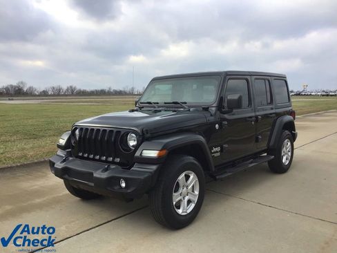 Used 2021 Jeep Wrangler Unlimited Sport image 9