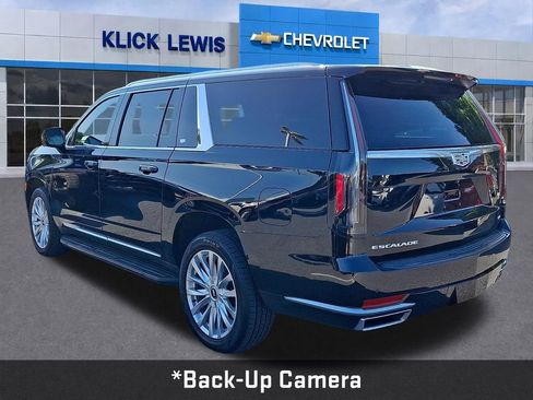 Used 2023 Cadillac Escalade ESV Luxury AWD/4WD image 5