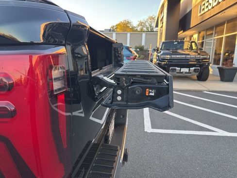 Used 2024 GMC Sierra 3500 SLT w/ SLT Premium Package image 35