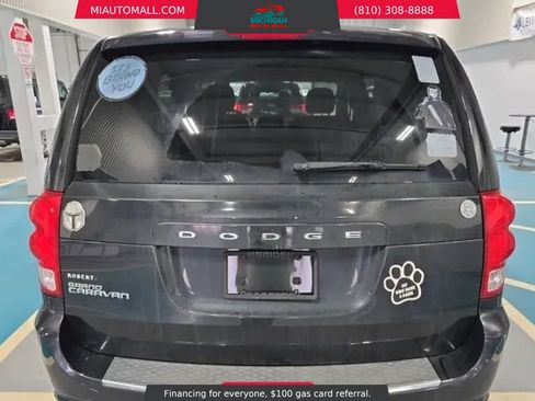 Used 2011 Dodge Grand Caravan Express image 3