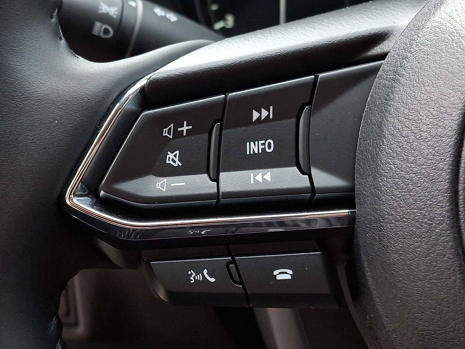Certified 2025 MAZDA CX-5 AWD 2.5 S w/ Premium Plus Pkg image 18