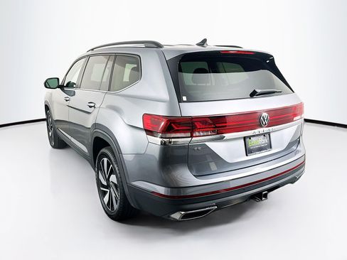 Used 2025 Volkswagen Atlas SE FWD image 5