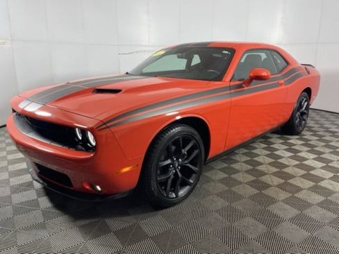 Used 2022 Dodge Challenger SXT w/ Blacktop Package image 9