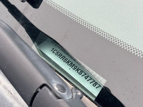 Used 2019 RAM 1500 Tradesman w/ Chrome Appearance Group image 3