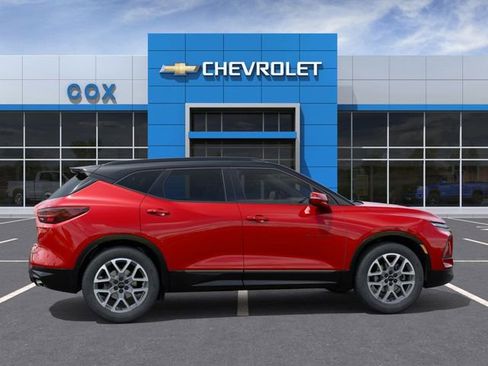 New 2026 Chevrolet Blazer RS w/ Enhanced Convenience Package FWD image 5