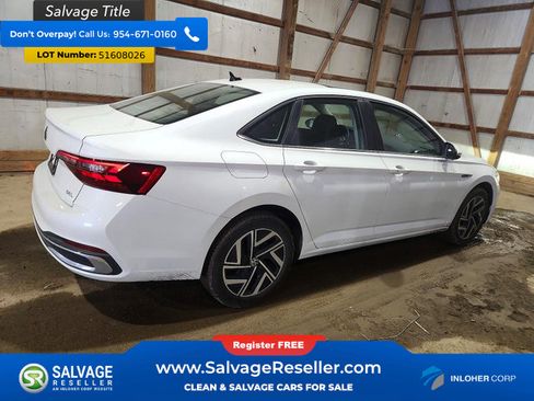 Used 2024 Volkswagen Jetta SEL FWD image 4