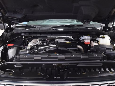 Used 2023 GMC Sierra 2500 Denali w/ Denali Ultimate Package image 30