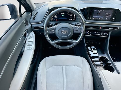 Used 2022 Hyundai Sonata SEL w/ Convenience Package FWD image 17