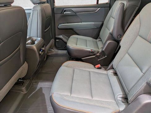 New 2026 GMC Acadia AT4 w/ Luxury Package image 13