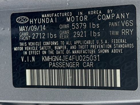 Used 2015 Hyundai Genesis 3.8 w/ Option Group 02 RWD image 12