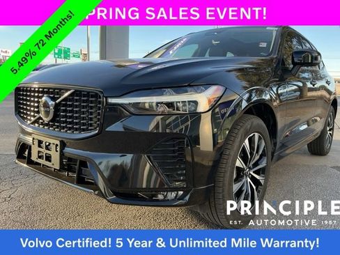 Used 2025 Volvo XC60 B5 Core image 5