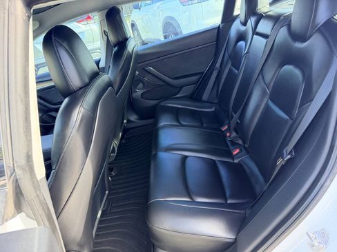 Used 2022 Tesla Model 3 Long Range AWD/4WD image 13