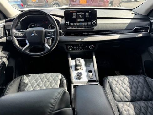 Used 2022 Mitsubishi Outlander SEL AWD/4WD image 12