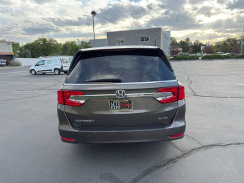 Used 2020 Honda Odyssey Elite image 6
