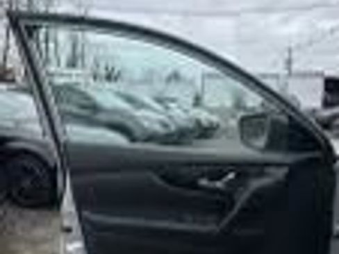 Used 2022 Nissan Rogue Sport SV AWD/4WD image 9