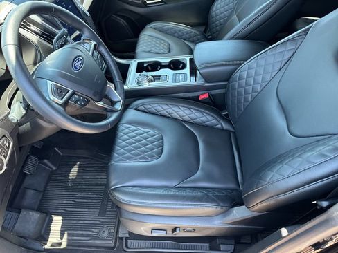 Used 2024 Ford Edge Titanium w/ Equipment Group 301A AWD/4WD image 25