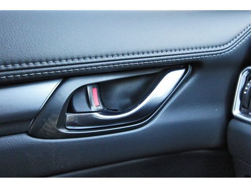 Used 2020 MAZDA CX-5 Touring image 23