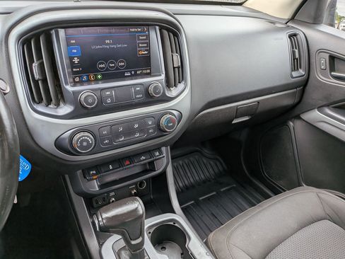 Used 2020 Chevrolet Colorado LT w/ Safety Package RWD image 23