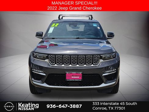 Used 2022 Jeep Grand Cherokee Summit AWD/4WD image 2