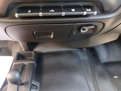 Used 2015 Chevrolet Silverado 3500 W/T w/ WT Convenience Package AWD/4WD image 31