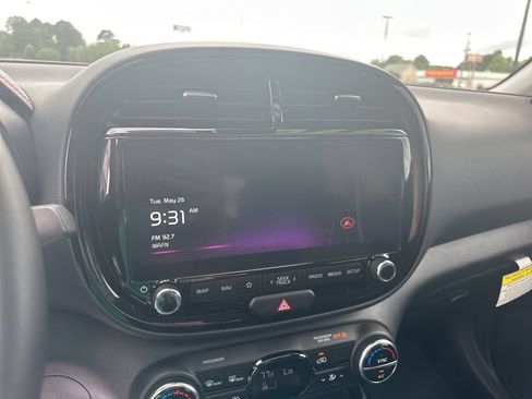 Used 2025 Kia Soul GT-Line FWD image 15