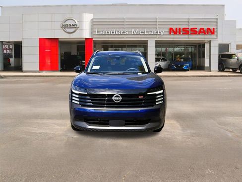 New 2026 Nissan Kicks SR w/ SR Premium Package FWD image 8