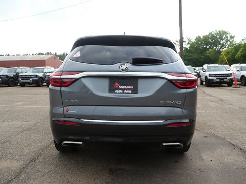 Used 2018 Buick Enclave Premium w/ Experience Buick Package AWD/4WD image 5