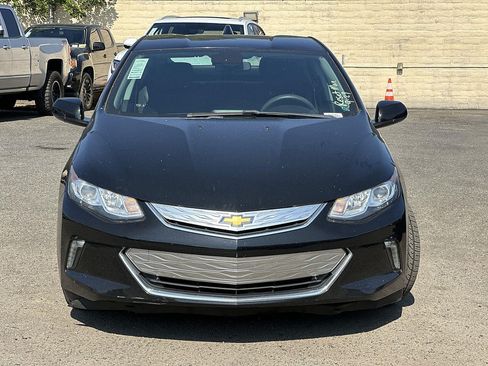 Used 2019 Chevrolet Volt LT FWD image 2