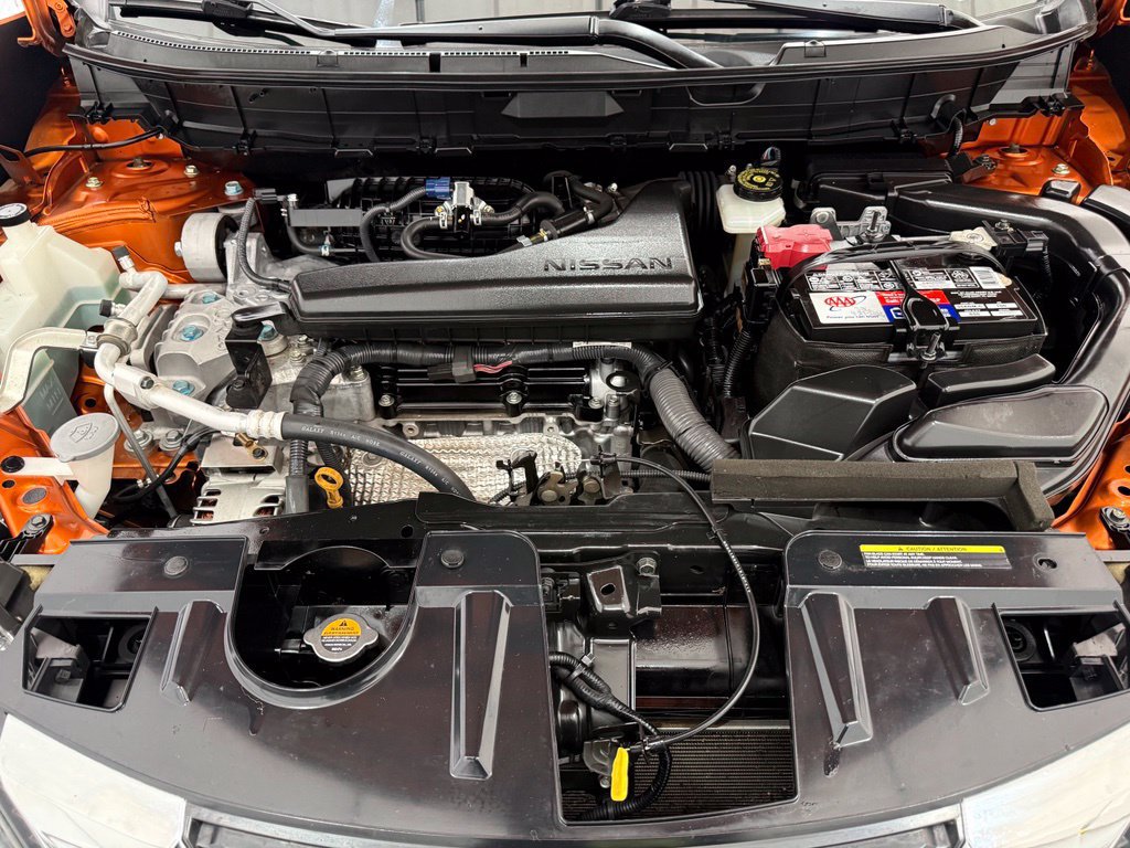 Used 2020 Nissan Rogue SV FWD image 9