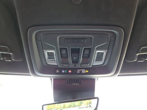 Used 2026 GMC Sierra 1500 Denali Ultimate AWD/4WD image 15