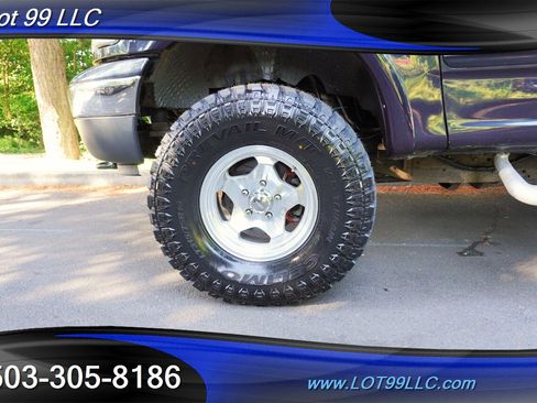 Used 2001 Ford F150 XLT AWD/4WD image 3