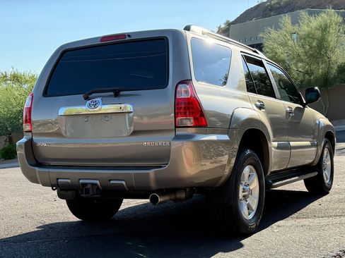 Used 2006 Toyota 4Runner Sport image 6